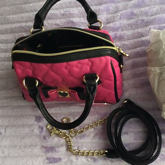 Betsey Johnson🩷🖤mini barrel purse - Picture 11 of 14